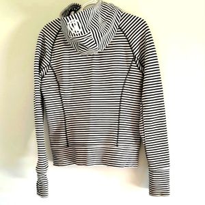 Lululemon Athletica Women's Scuba Hoodie Size 10